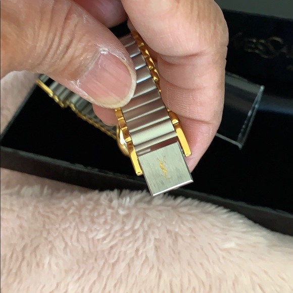 Yves Saint Laurent Watch❌ SALE ❌ - Picture 8 of 8